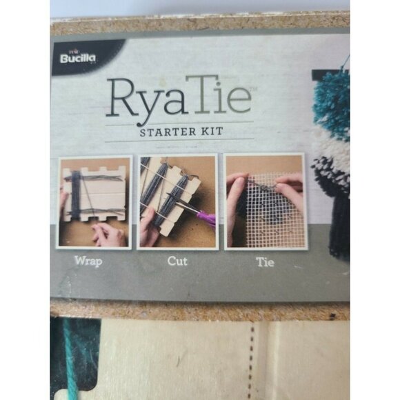 BUCILLA RyaTie Fiber Art Starter Complete Kit Blue - Picture 3 of 6